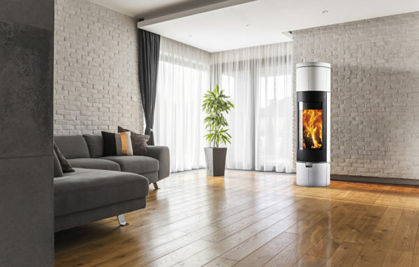 Fonte-flamme-cheminees-jouvin-poele-a-bois-design-contemporain-Aura-DEA-blanc